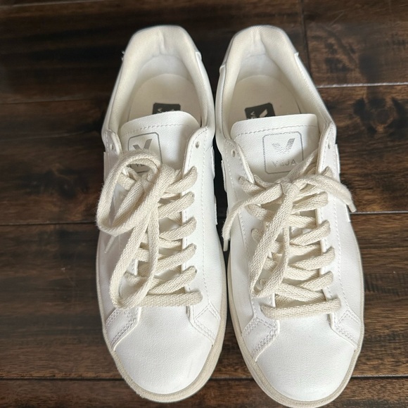 Veja Urca - Silver - Picture 8 of 9